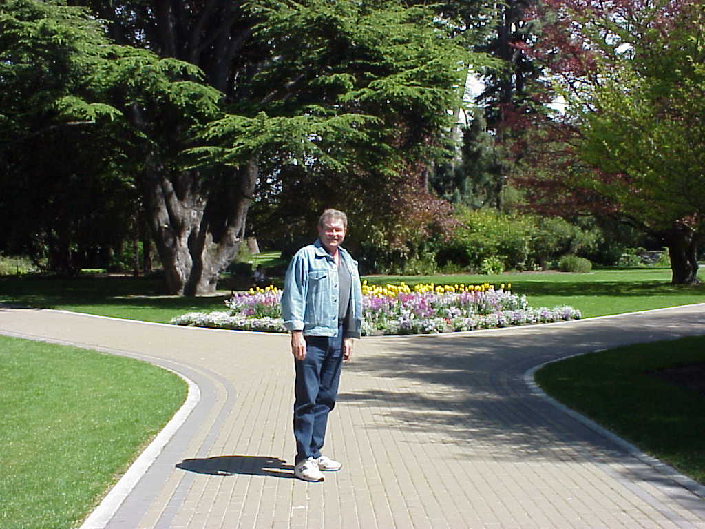 MVC-001L.JPG (116737 bytes)