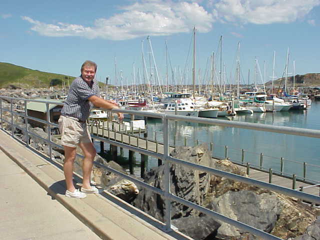 Mvc-165s.jpg (44224 bytes)