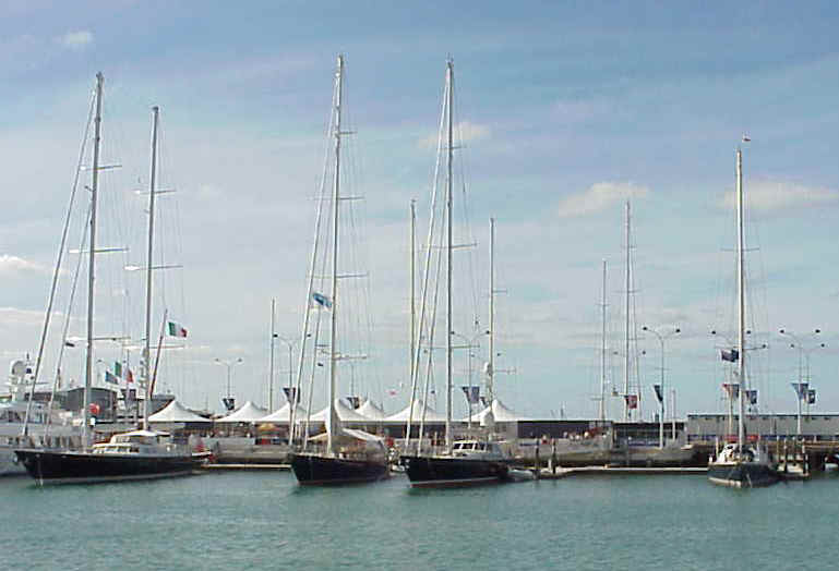 MVC-009L.JPG (66176 bytes)