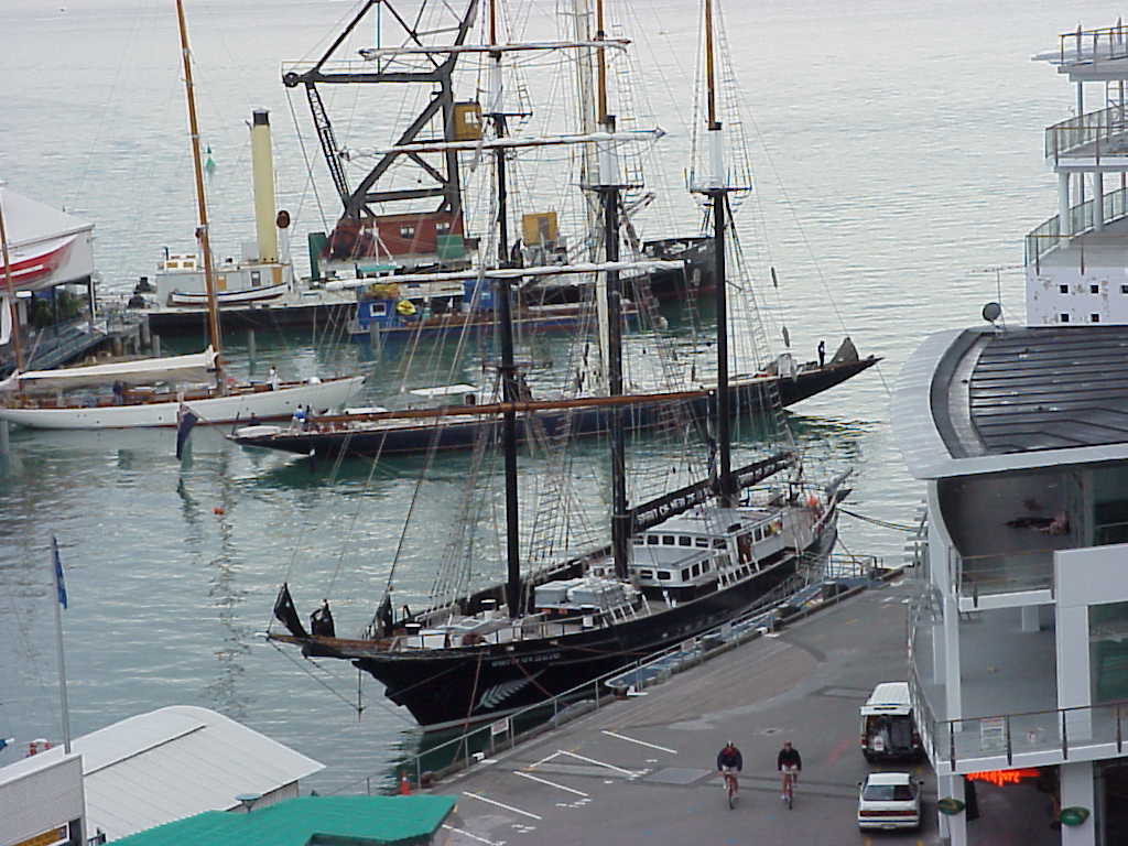 MVC-014L.JPG (109204 bytes)